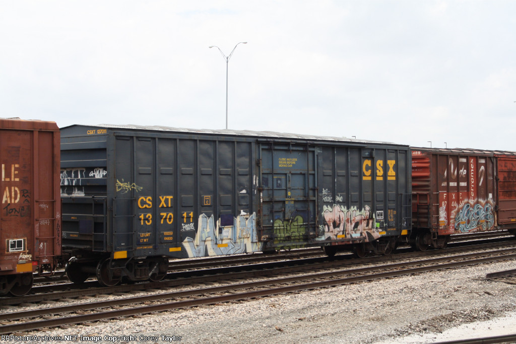 CSXT 137011